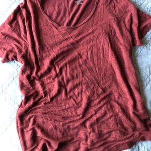 Maroon linen t-shirt